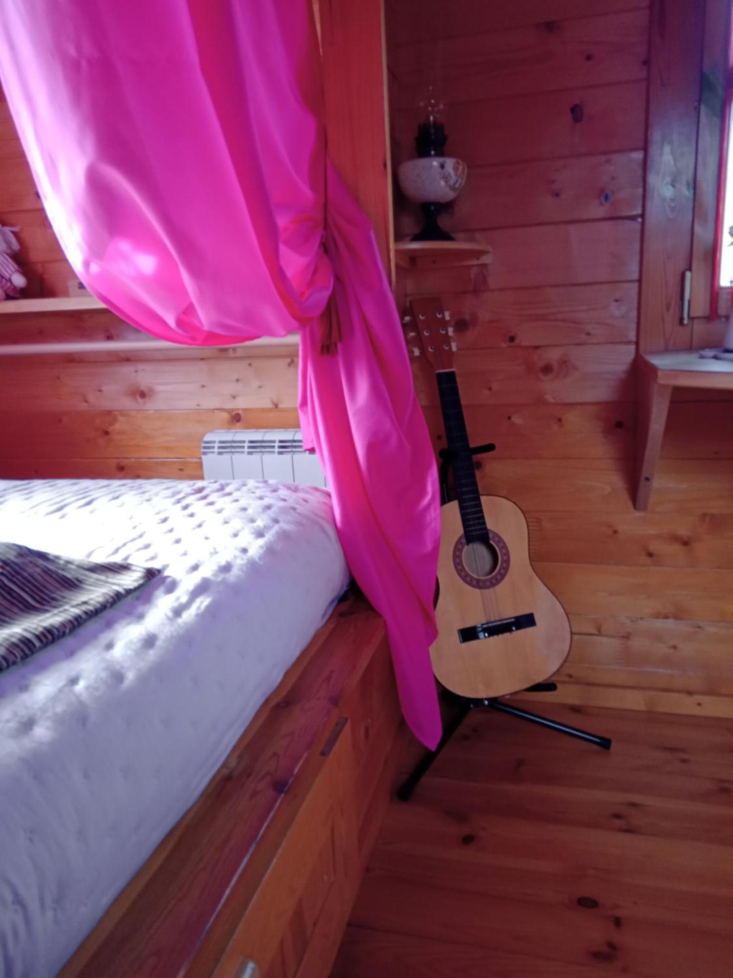 Pendé Roulotte La Passe Pierre Bed & Breakfast エクステリア 写真